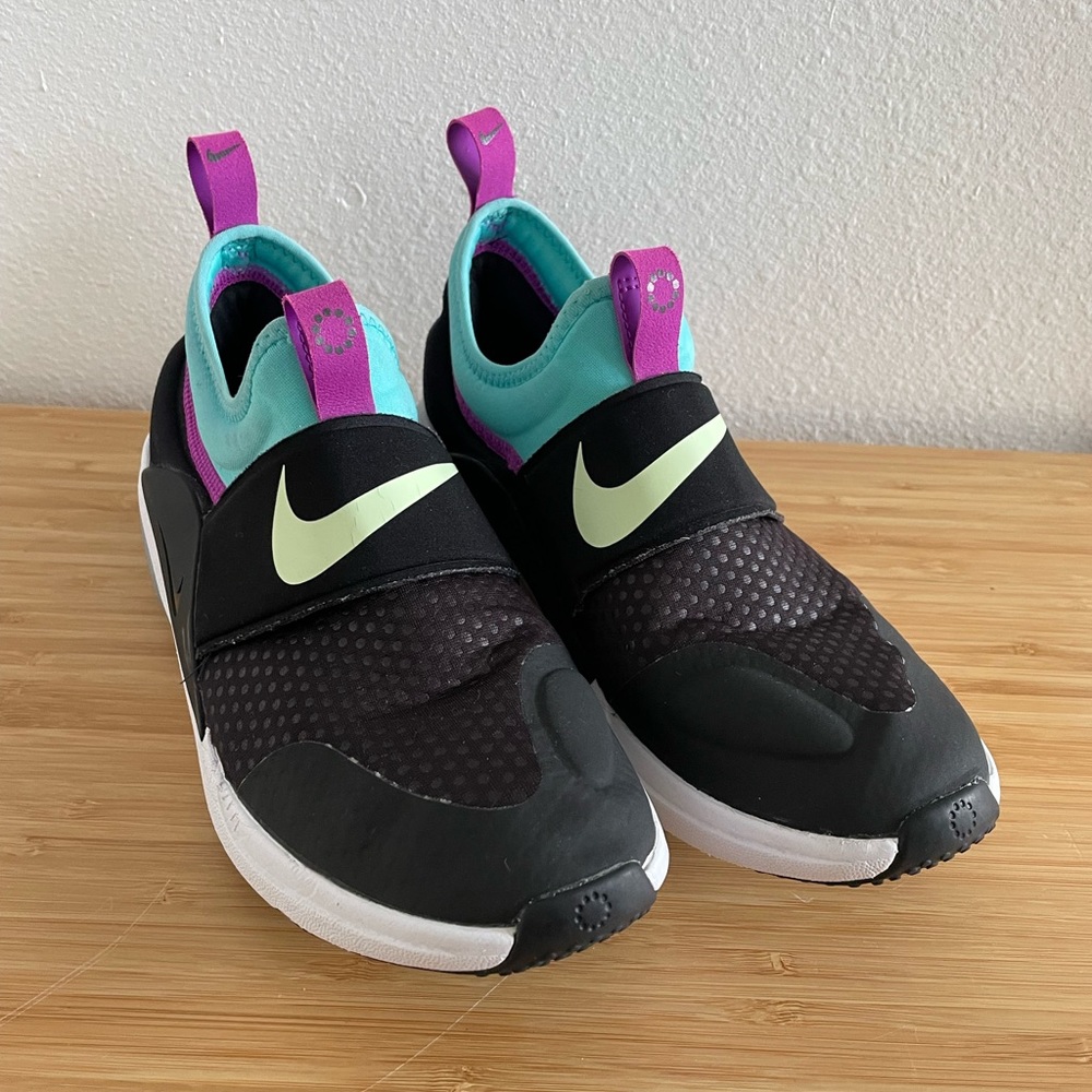 NIKE Joyride Nova Slip On in Black/Green/Purple - Youth Size 7Y